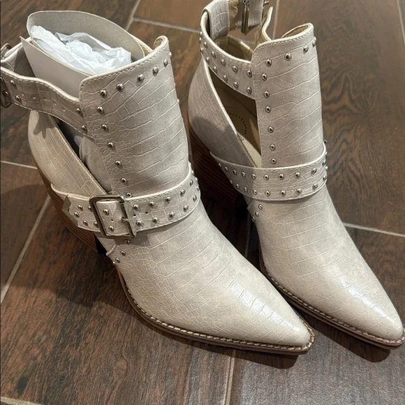 Studded Cream Ankle Boots - Picture 1 of 3
